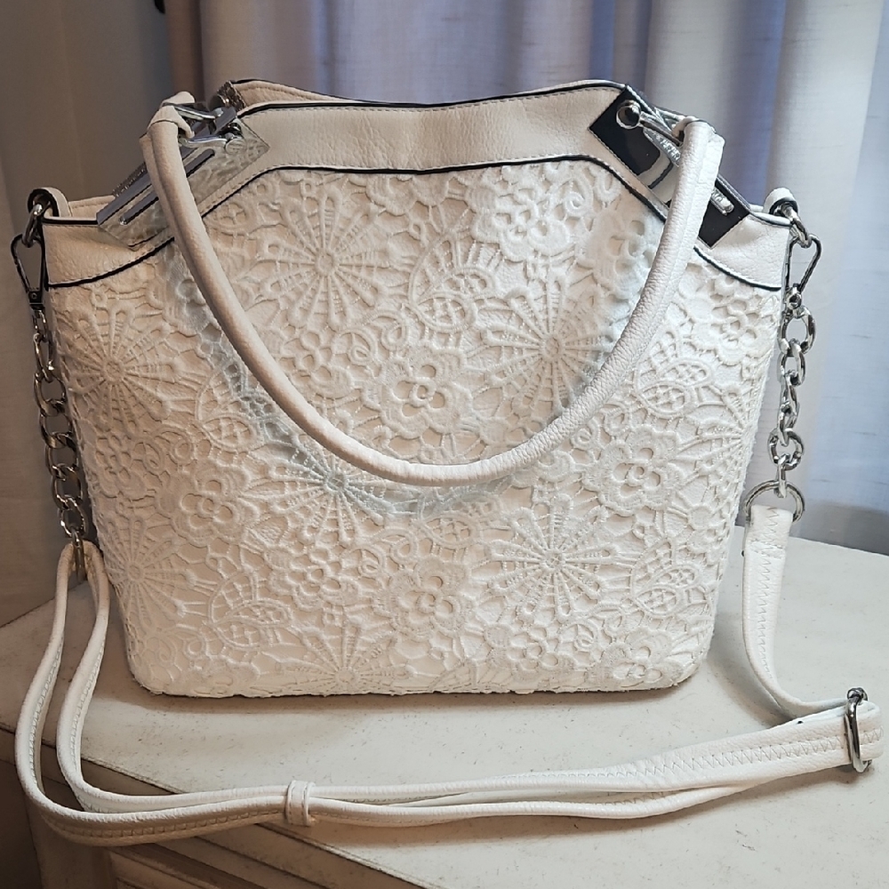 Elegant White Leather & Lace Handbag/Shoulder Bag